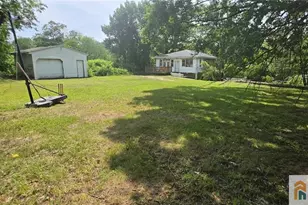 70 Wood Ave, Iselin, NJ 08830 - Photo 4