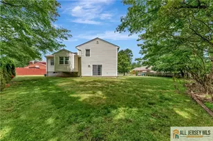 6 Sherry Ct, Edison, NJ 08820 - Photo 4