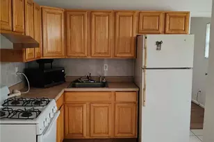 78 College Dr, Edison, NJ 08817 - Photo 6