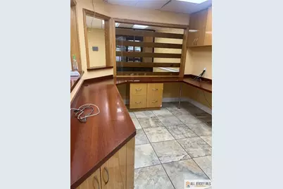 7 Brunswick Woods Drive, East Brunswick Township, NJ 08816 - Photo 6