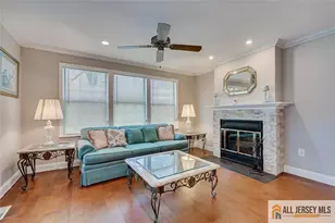 32 John Adams Ct, Monroe Township, NJ 08831 - Photo 16