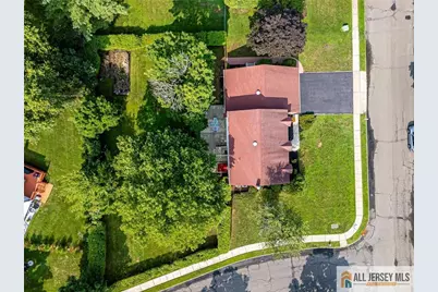 8 Dov Place, South Brunswick Township, NJ 08824 - Photo 22