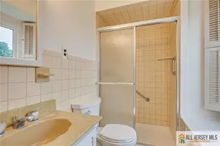 8 Dov Pl, South Brunswick Township, NJ 08824 - Photo 14