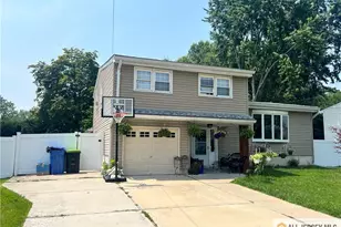 57 Frederick Pl, Old Bridge Township, NJ 08857 - Photo 2