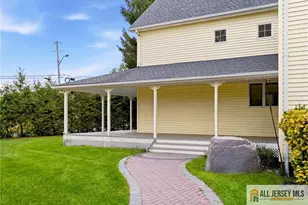 226 Gravel Hill Rd, Monroe Township, NJ 08831 - Photo 4
