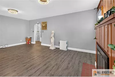 640 Florida Grove Road, Perth Amboy, NJ 08861 - Photo 12