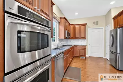 15 Monarch Road, Monroe Township, NJ 08831 - Photo 14