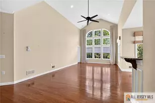 15 Monarch Rd, Monroe Township, NJ 08831 - Photo 8