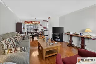 74 Amherst Ln, Monroe Township, NJ 08831 - Photo 6
