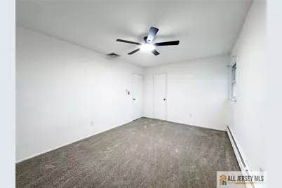 742 Grove Avenue, Edison, NJ 08820 - Photo 32