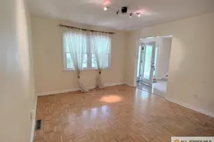 13 Greenwich Rd, Edison, NJ 08820 - Photo 4