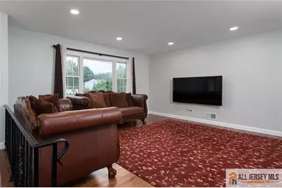 2025 Oak Tree Road, Edison, NJ 08820 - Photo 4