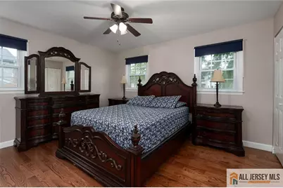 2025 Oak Tree Road, Edison, NJ 08820 - Photo 10