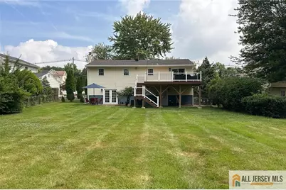 2025 Oak Tree Road, Edison, NJ 08820 - Photo 24