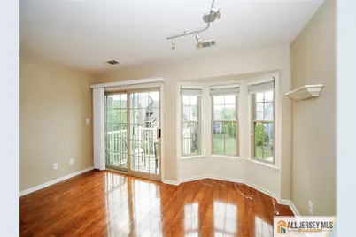 39 Lear Court, East Brunswick Township, NJ 08816 - Photo 4
