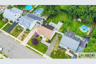 27 5th Street, Sayreville, NJ 08872 - Photo 4
