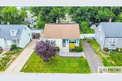 27 5th Street, Sayreville, NJ 08872 - Photo 2