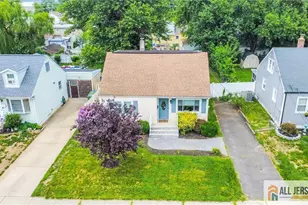 27 5th St, Sayreville, NJ 08872 - Photo 2