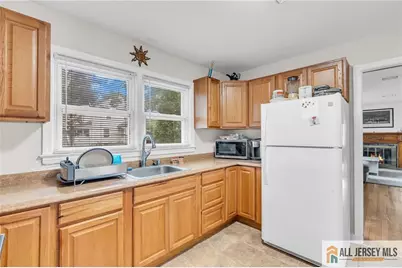 30 Martin Street, Middlesex, NJ 08846 - Photo 14