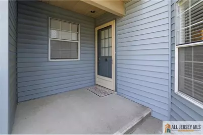 138 Concordia Circle #138B, Monroe Township, NJ 08831 - Photo 4