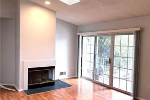 111 Lindsey Ct, Franklin Township, NJ 08823 - Photo 10