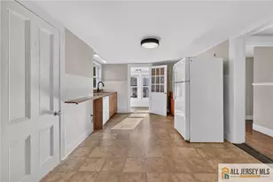 9 Hahn St, Washington Township, NJ 07882 - Photo 4