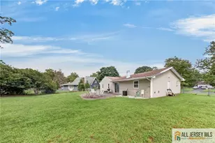 32 Lebed Dr, Franklin Township, NJ 08873 - Photo 24