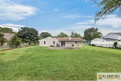 32 Lebed Drive, Franklin Township, NJ 08873 - Photo 4