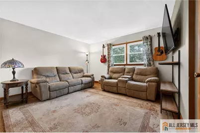 20 Thompson Avenue, Fords, NJ 08863 - Photo 18