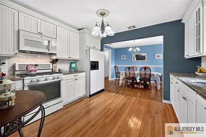 20 Thompson Avenue, Fords, NJ 08863 - Photo 16