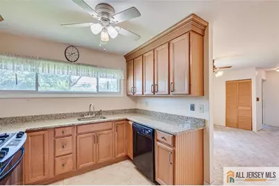 19 Stanworth Road, South Brunswick Township, NJ 08824 - Photo 4
