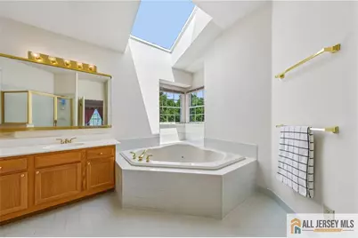 2 Chamberlin Court, Cranbury Township, NJ 08512 - Photo 28