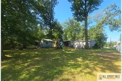 30 Caswell Avenue, Fords, NJ 08863 - Photo 2