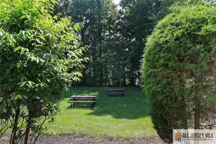 258 Pinelli Dr, Piscataway Township, NJ 08854 - Photo 36