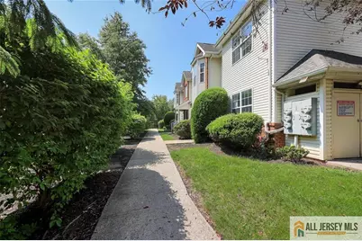 258 Pinelli Drive #258, Piscataway Township, NJ 08854 - Photo 4