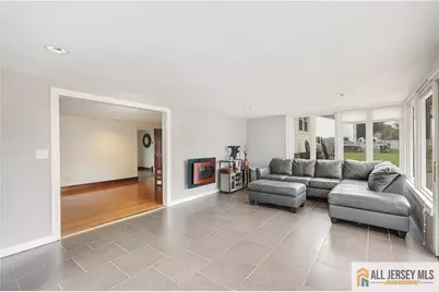 525 Shirley Parkway, Piscataway Township, NJ 08854 - Photo 10