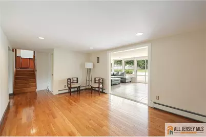 525 Shirley Parkway, Piscataway Township, NJ 08854 - Photo 8