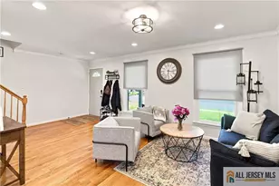 31 Allison Dr, East Brunswick Township, NJ 08816 - Photo 4