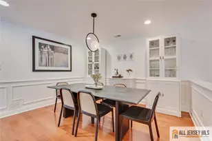 403 Somerset Ct, South Brunswick Township, NJ 08540 - Photo 6