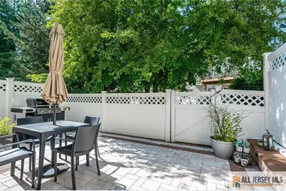 403 Somerset Court, South Brunswick Township, NJ 08540 - Photo 36