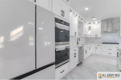 108 Jersey Avenue, Edison, NJ 08820 - Photo 14