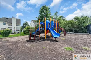 10 Biesiada Ct, Sayreville, NJ 08859 - Photo 44