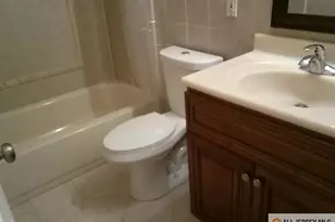 510 Sunshine Ct, Sayreville, NJ 08859 - Photo 8