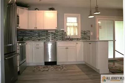 3 Piccadilly Circus #103, Sayreville, NJ 08872 - Photo 6