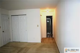 3 Piccadilly Circus, Sayreville, NJ 08872 - Photo 20