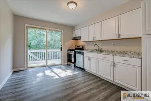 18 Kierst St, Sayreville, NJ 08859 - Photo 10