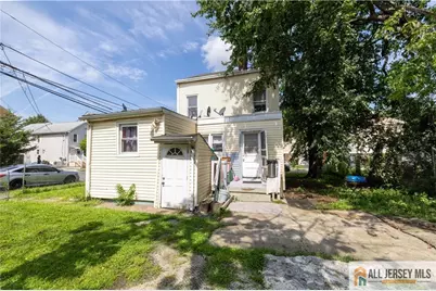 88 Hassart Street, New Brunswick, NJ 08901 - Photo 22