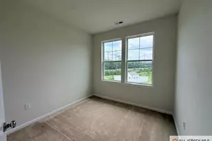 338 South Dr, North Brunswick Township, NJ 08902 - Photo 10