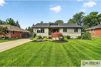 9 Eugene Boulevard, Sayreville, NJ 08879 - Photo 2