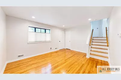 1019 Colby Avenue, Raritan, NJ 08869 - Photo 2
